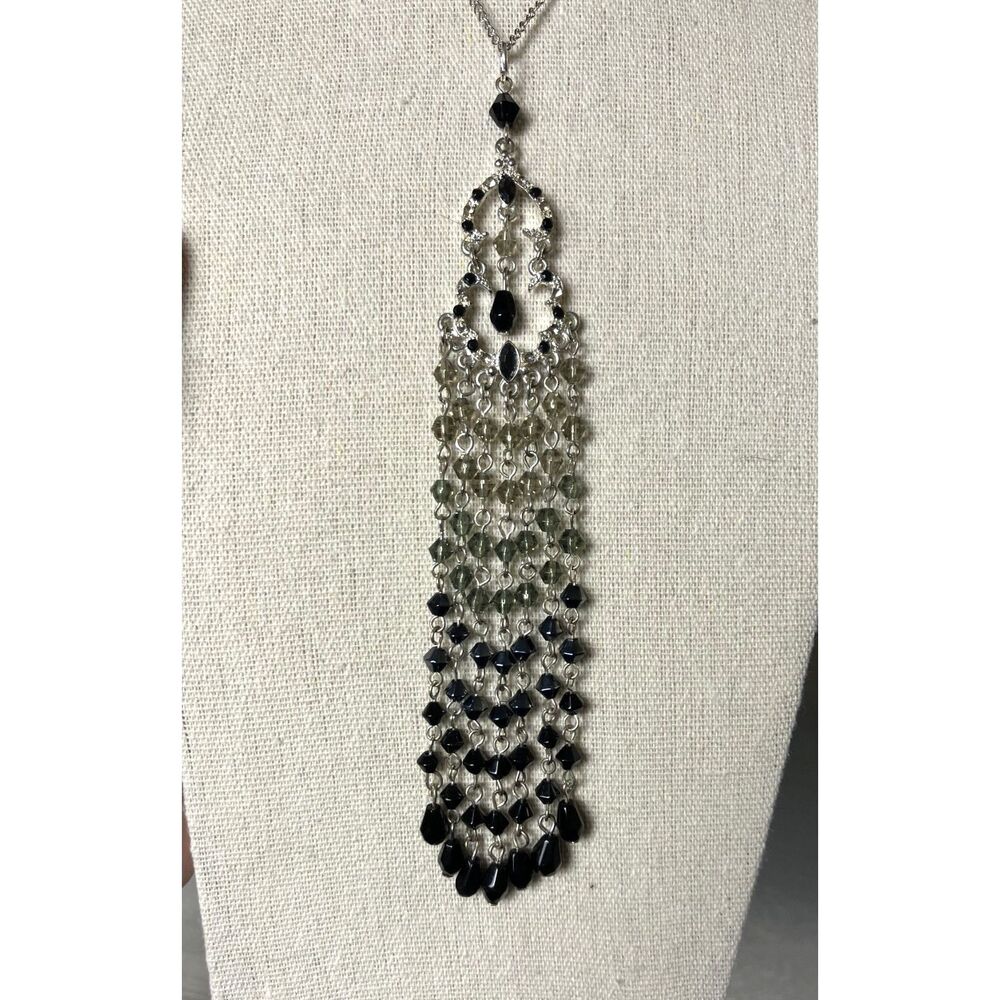 Beaded dangle statement choker - Picture 2 of 4